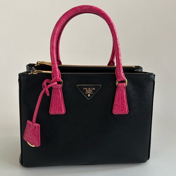 AUTH PRADA Vitello Black & Pink Saffiano Leather Crocodile Double Zip Small Tote - Picture 3 of 15